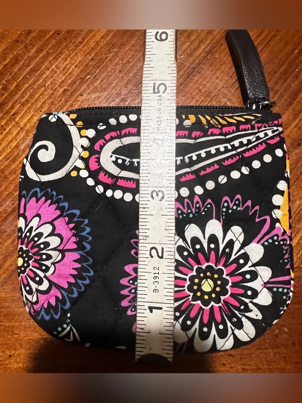 Vera Bradley Coin Purse in Bandana Swirl Retired Pattern Small Wallet